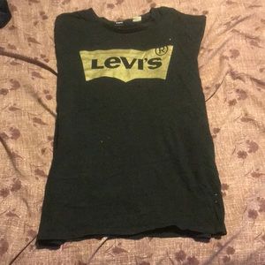 Levi’s T-shirt